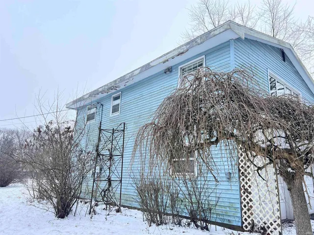 $139,900 | 3133 River Drive, Rochester, IN 46975