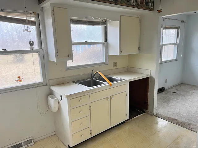 $139,900 | 3133 River Drive, Rochester, IN 46975