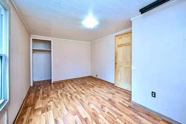 $163,000 | 460 Lafayette Street, Winona, MN 55987