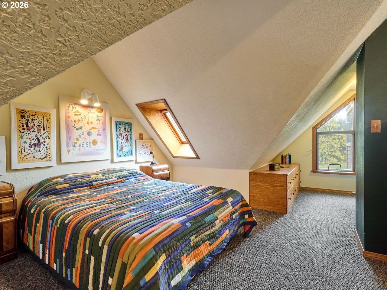 16460 Northwest Meadowlake Road Carlton, OR 97111 - Photo 22 of 48 Primary Bedroom