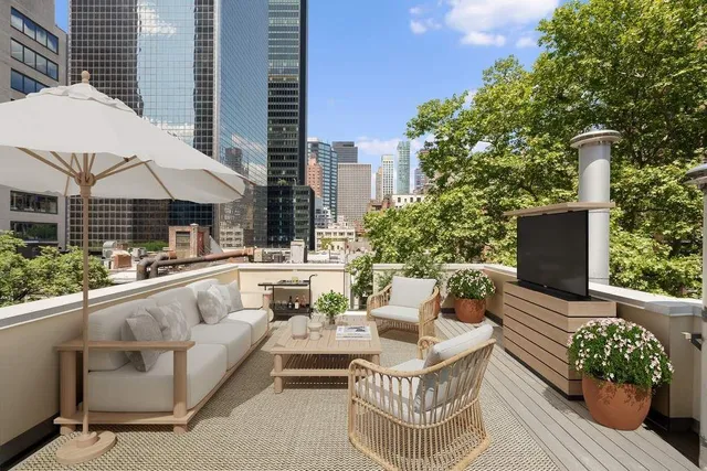 $1,999,000 | 221 East 48th Street, Unit PH | Midtown East