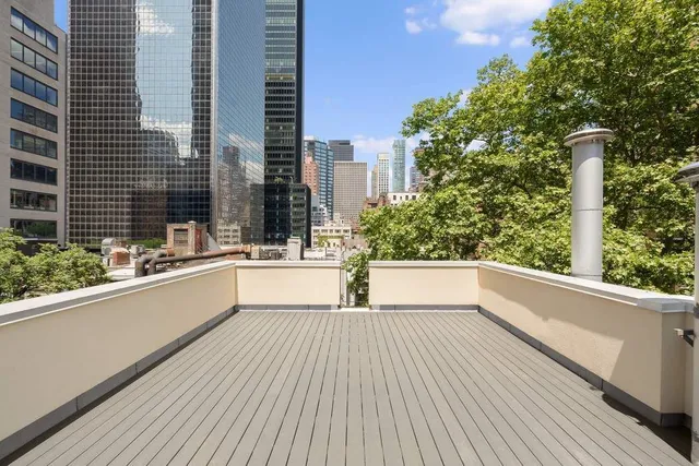 $1,999,000 | 221 East 48th Street, Unit PH | Midtown East