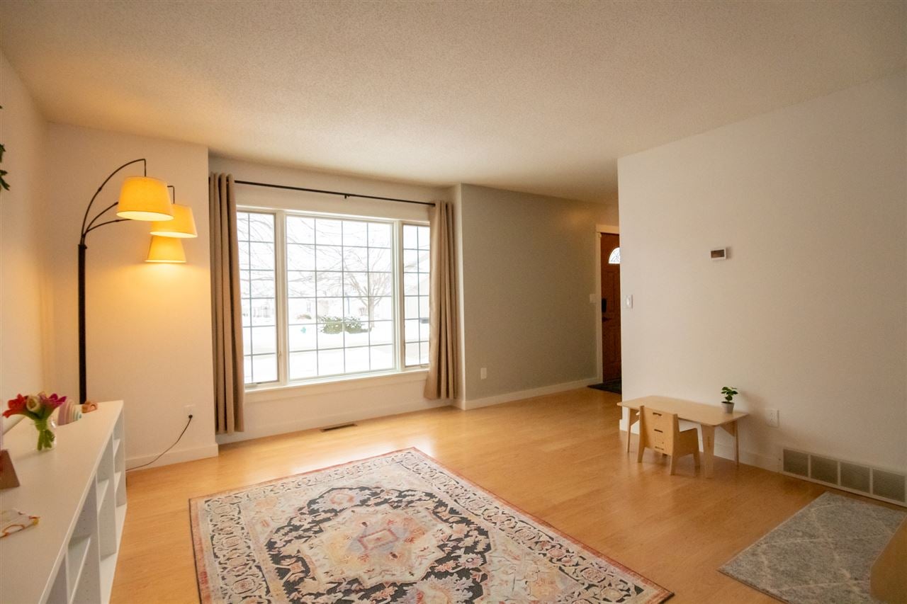 6909 West Park Road Northeast Cedar Rapids, IA 52402 - Photo 8 of 39 Gallery Image 8