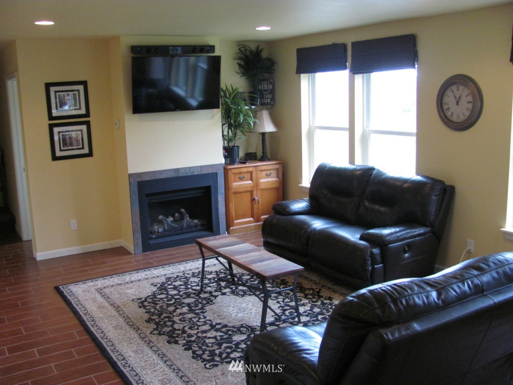 16879 Kamb Road Mount Vernon, WA 98273 - Photo 8 of 25 Gallery Image 8