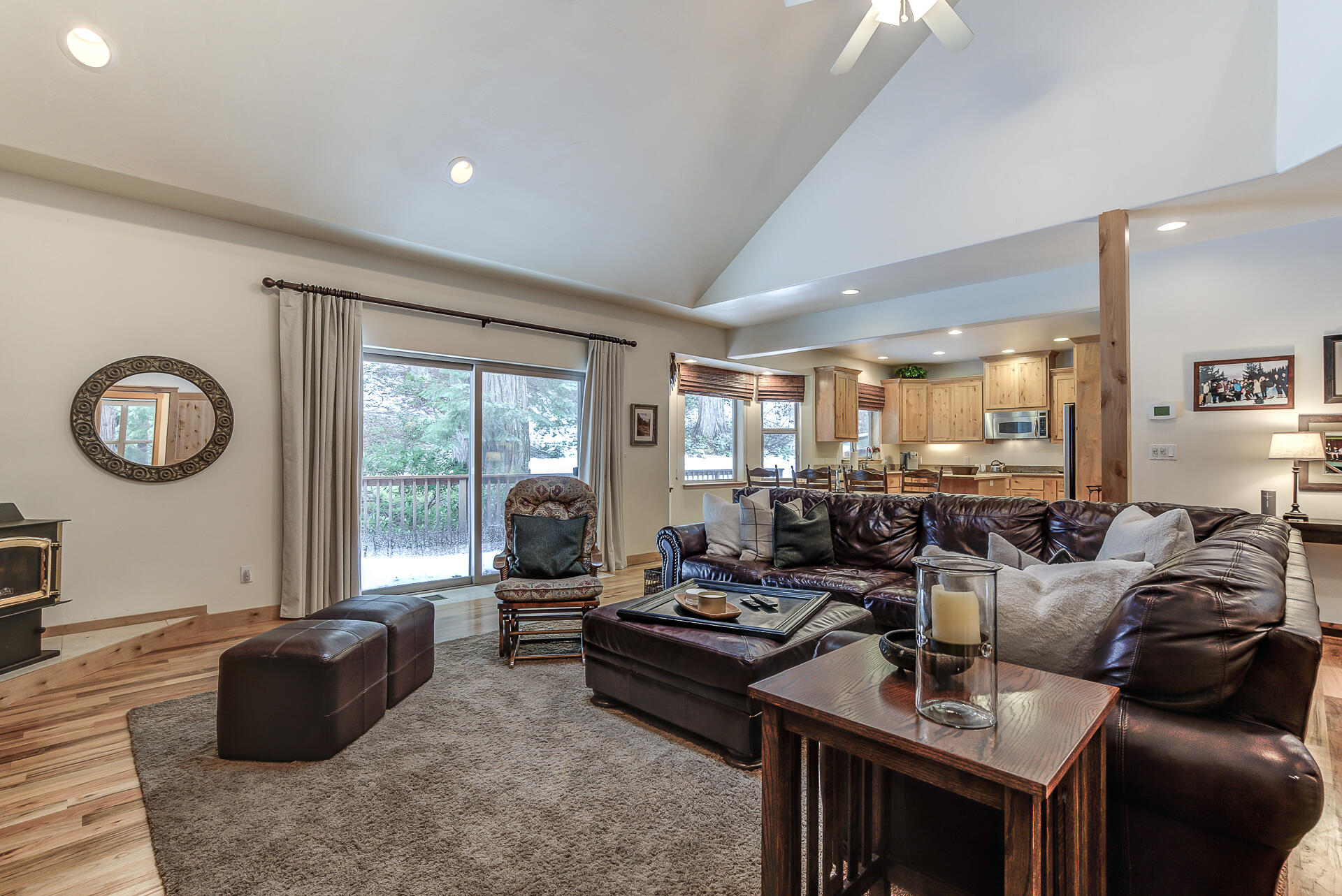 1238 Timber Hills Road Mount Shasta, CA 96067 - Photo 13 of 33 12