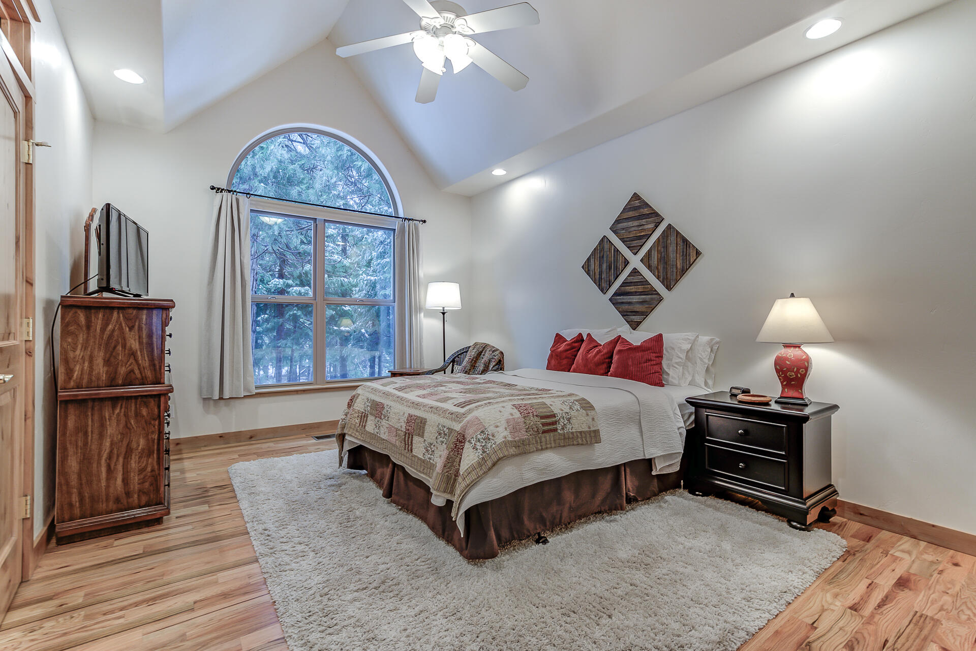1238 Timber Hills Road Mount Shasta, CA 96067 - Photo 19 of 33 18
