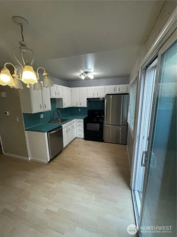 $239,995 | 2305 South Pinebrook Lane, Unit 11, Des Moines, WA 98198