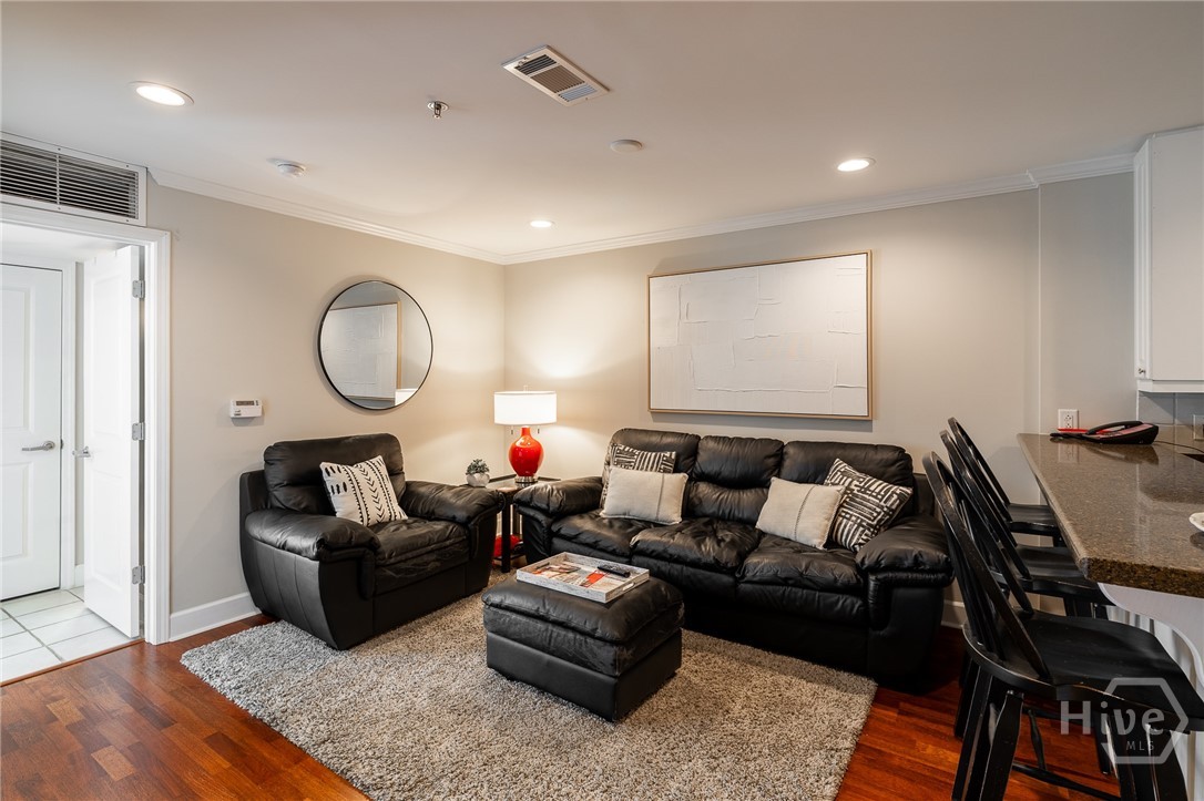 250 West Broad Street, Unit 720 Athens, GA 30601 - Photo 4 of 34