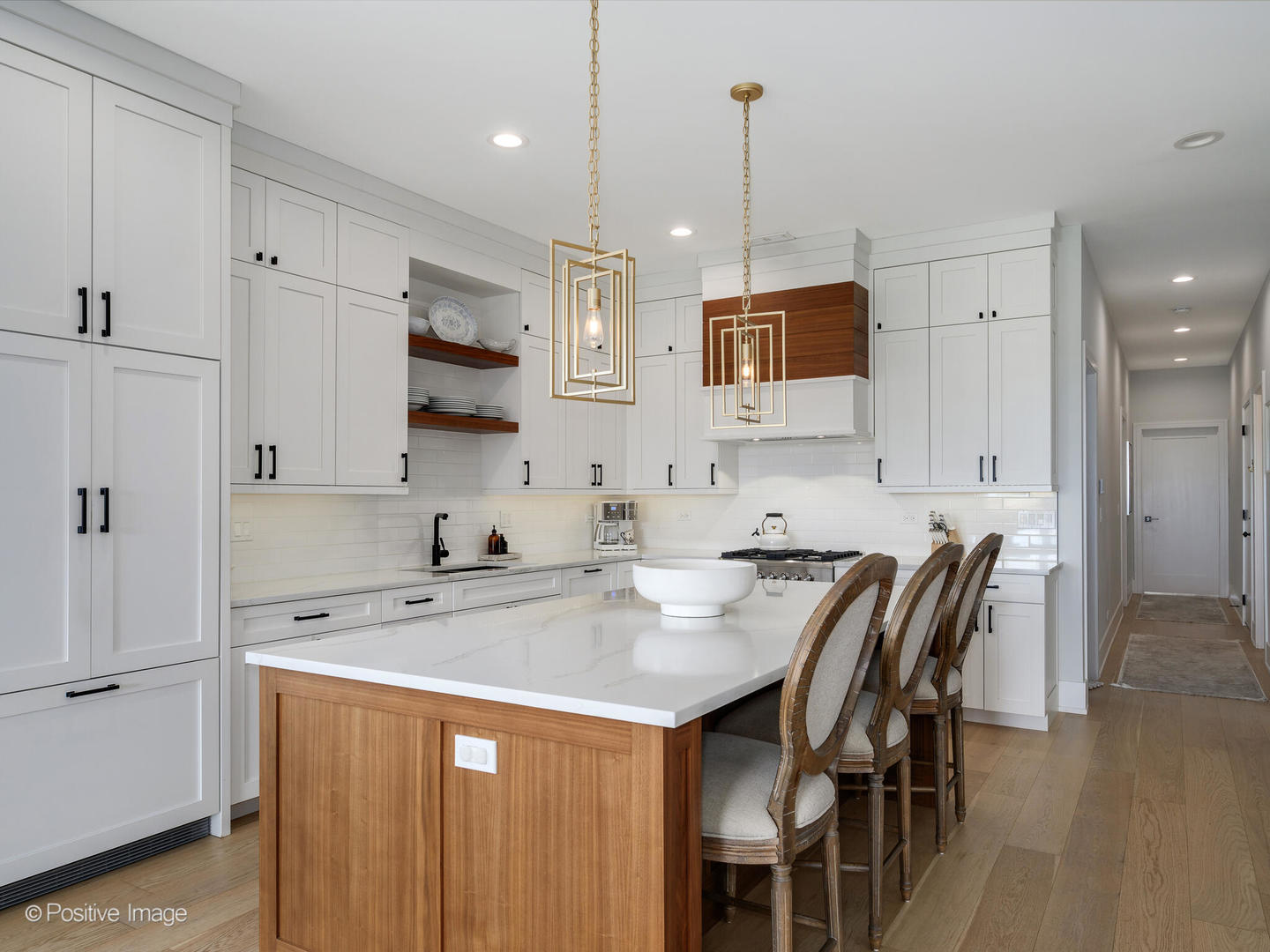1511 West Irving Park Road, Unit 4E Chicago, IL 60613 - Photo 8 of 24 Gallery Image 8