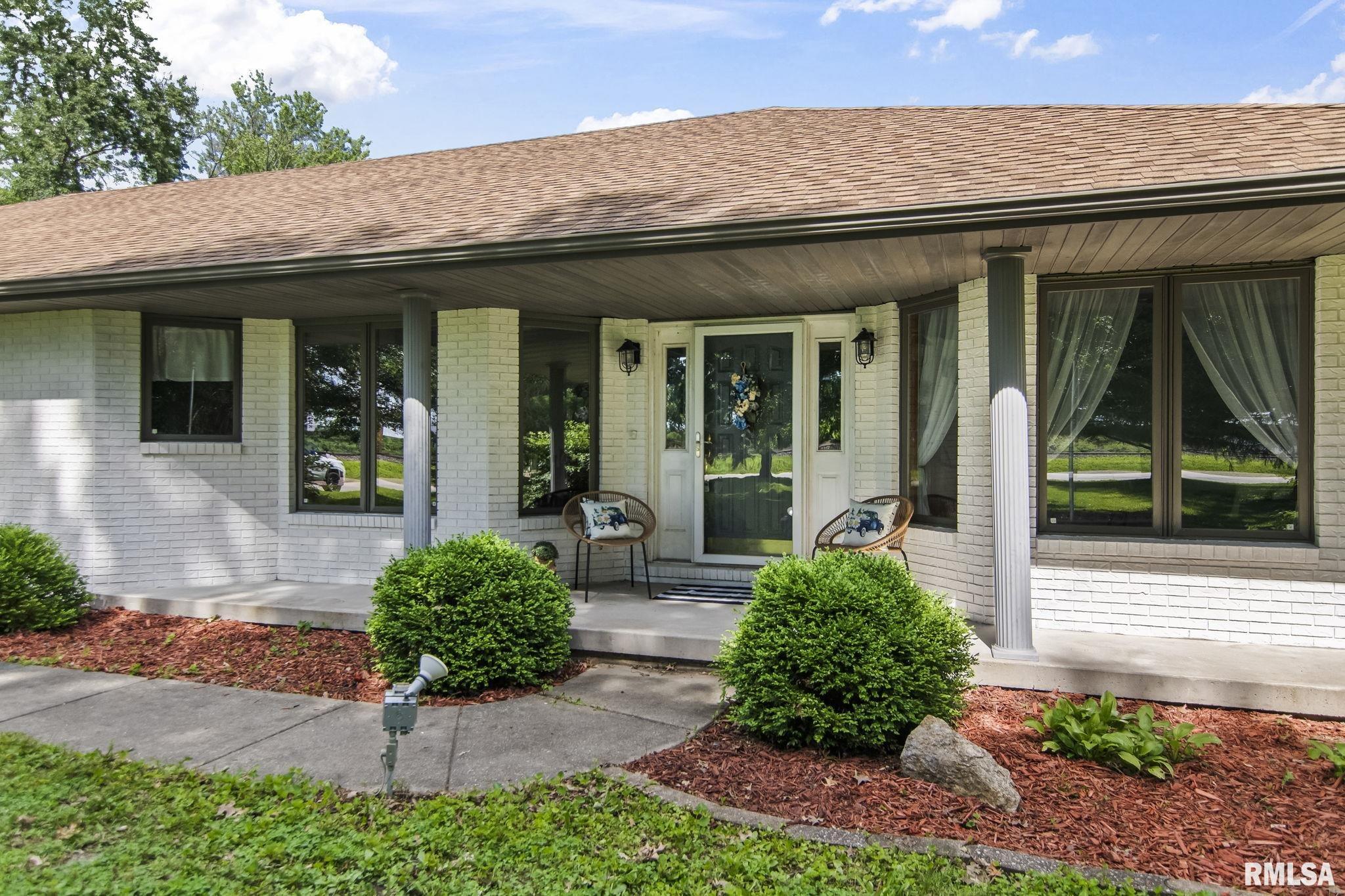 5640 Iron Bridge Road Chatham, IL 62629 - Photo 3 of 54