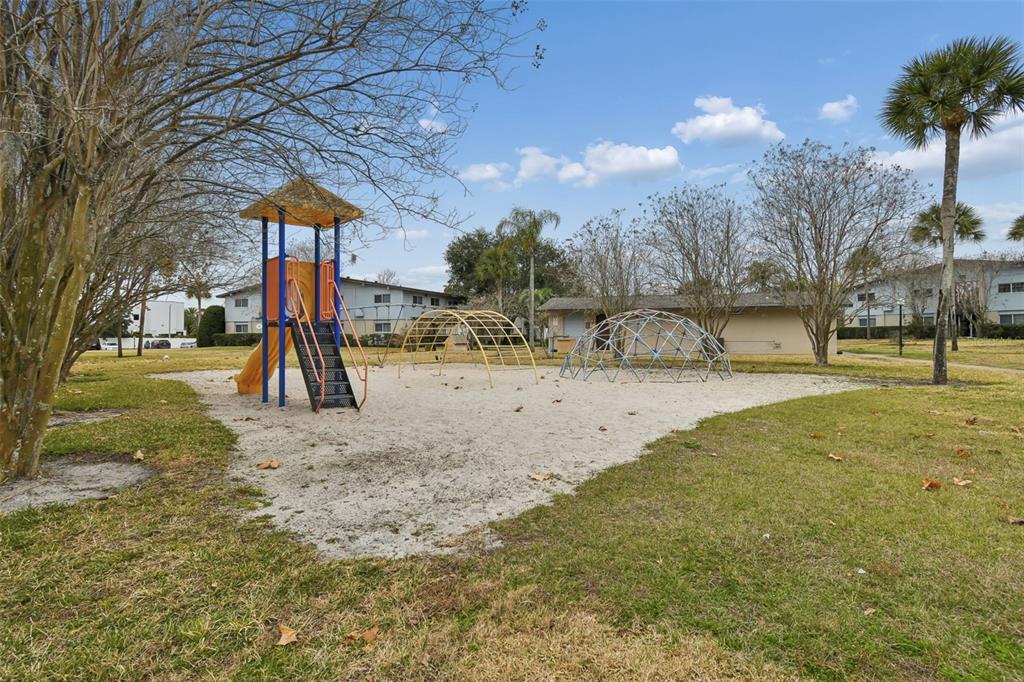 1695 Lee Road, Unit E215 Winter Park, FL 32789 - Photo 77 of 82