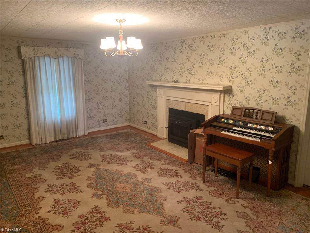 443 Morgan Road Eden, NC 27288 - Photo 3 of 19 Gallery Image 3