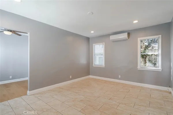 $2,250 | 1049 Western Avenue, Unit B, Glendale, CA 91201