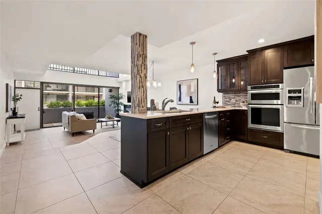 $849,000 | 301 2nd Street North, Unit 5, St. Petersburg, FL 33701