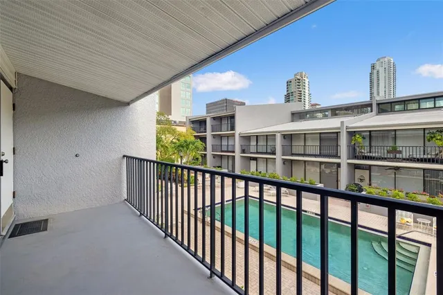 $849,000 | 301 2nd Street North, Unit 5, St. Petersburg, FL 33701