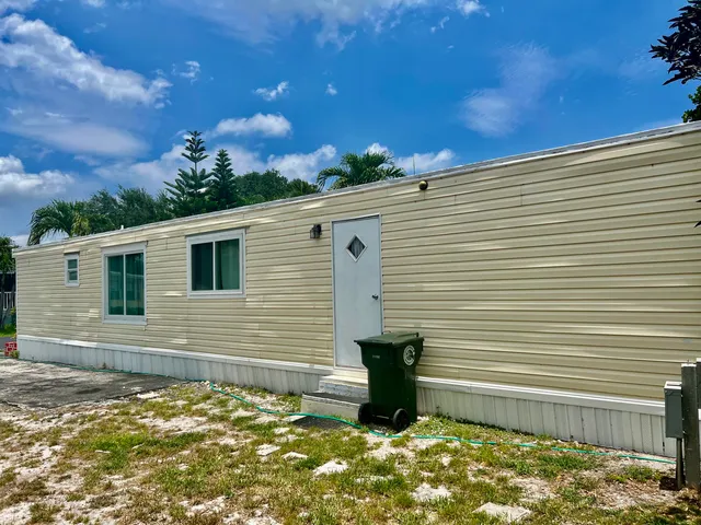 $75,000 | 4540 Northwest 69th Street, Unit J05, Coconut Creek, FL 33073