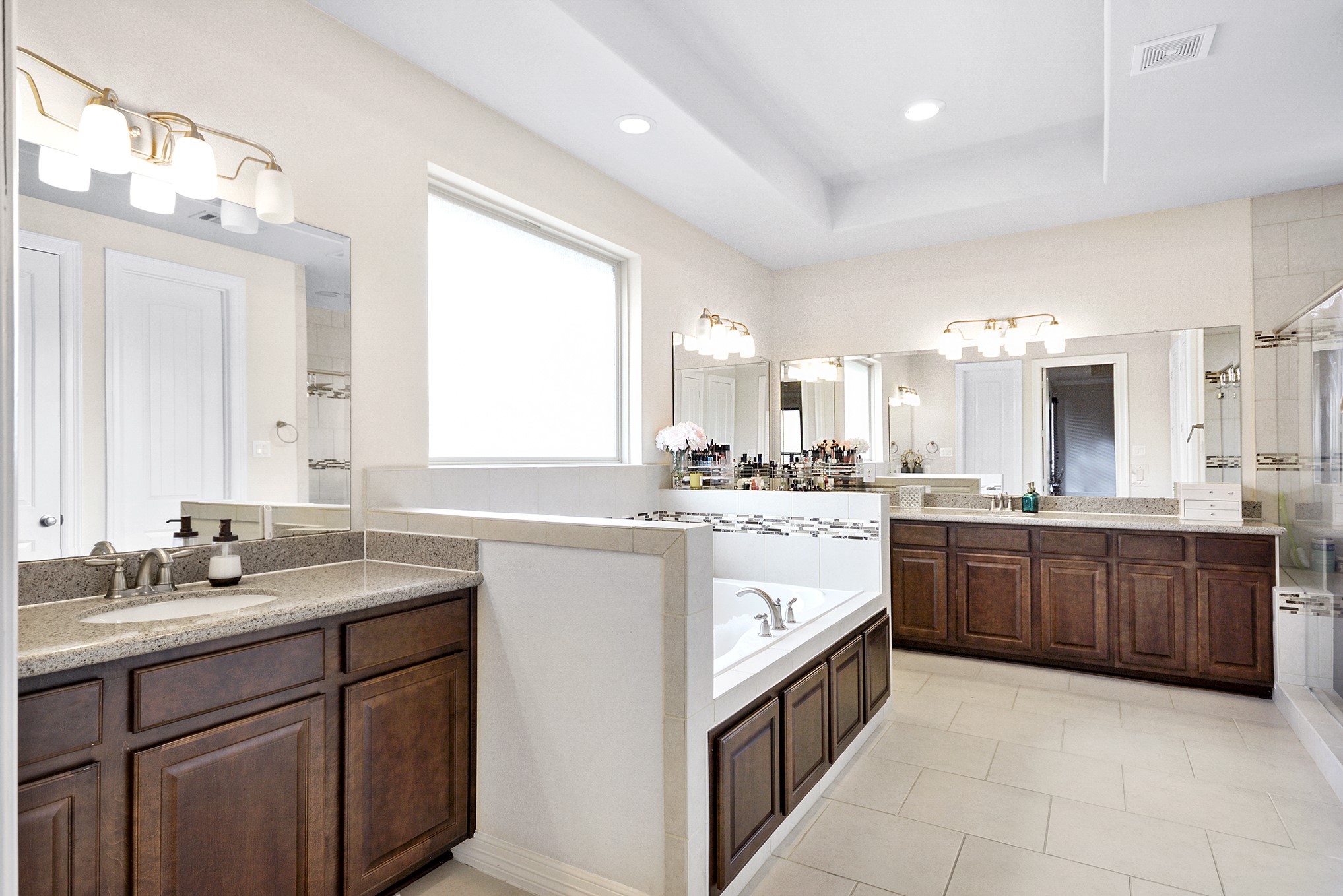 13204 Leighton Gardens Drive Houston, TX 77077 - Photo 18 of 35 a large kitchen with a large window