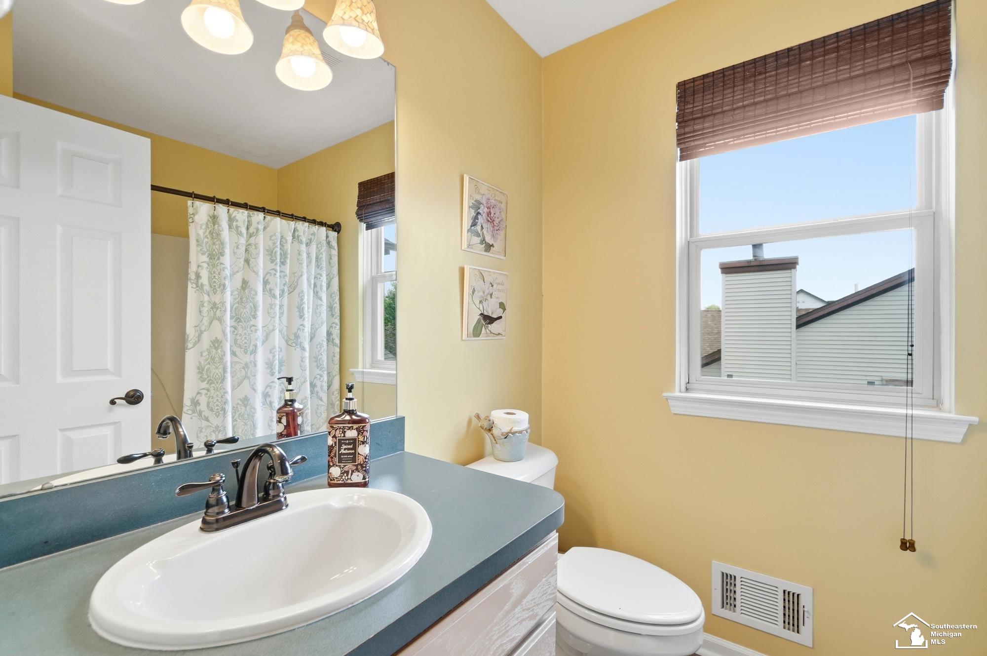 4548 Partridge Lane Newport, MI 48166 - Photo 34 of 62 50212421-f065afa6-89e4-4b85-860a-4217dd8259db.JPG