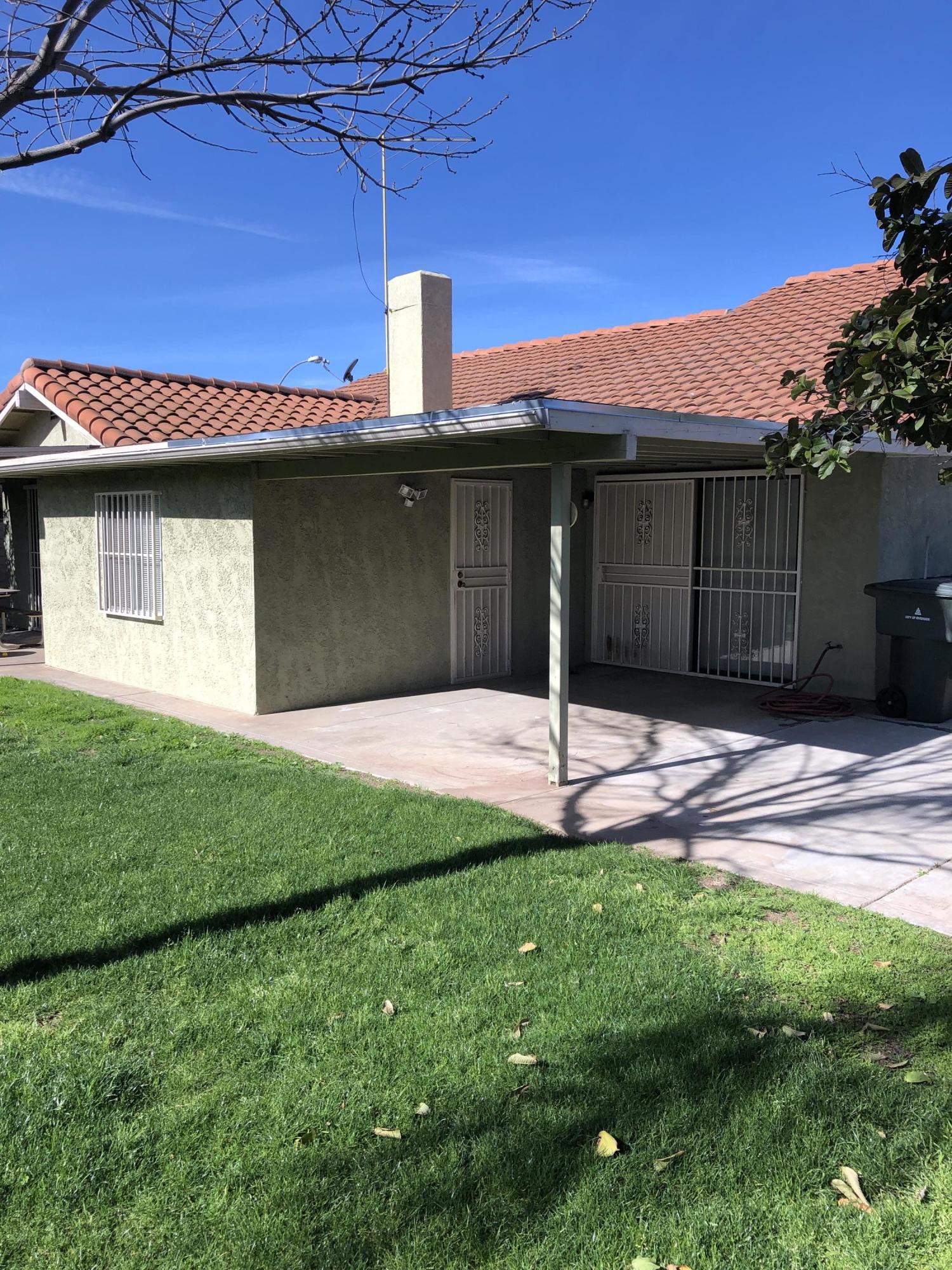 11368 Rancho Del Oro Drive Riverside, CA 92505 - Photo 16 of 20 a front view of a house with a yard