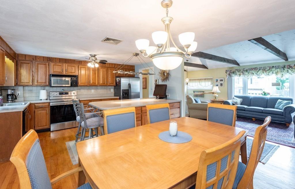 11 Hall Road Stoneham, MA 02180 - Photo 11 of 42 Gallery Image 11