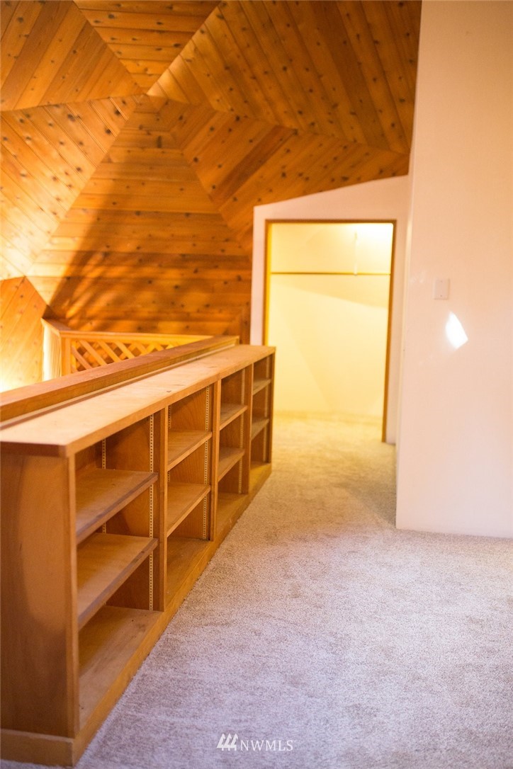 2511 Deer Park Road Port Angeles, WA 98362 - Photo 14 of 25 Gallery Image 14