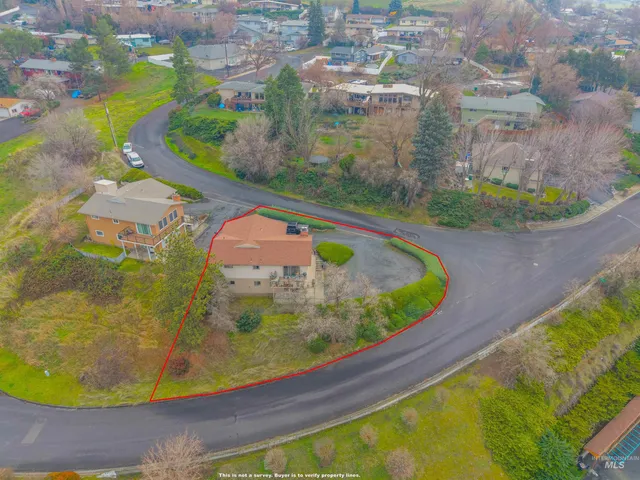 $375,000 | 303 Karin Avenue, Lewiston, ID 83501