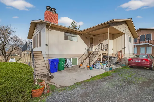 $375,000 | 303 Karin Avenue, Lewiston, ID 83501