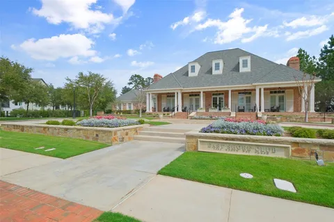 $948,500 | 30 History Row, The Woodlands, TX 77380