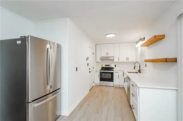 $2,200 | 3833 Wedgefield Circle, Decatur, GA 30035