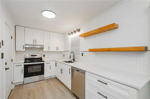 $2,200 | 3833 Wedgefield Circle, Decatur, GA 30035