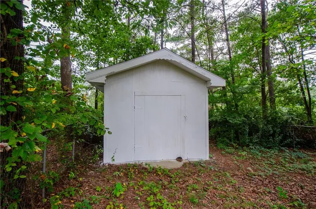 $2,200 | 3833 Wedgefield Circle, Decatur, GA 30035