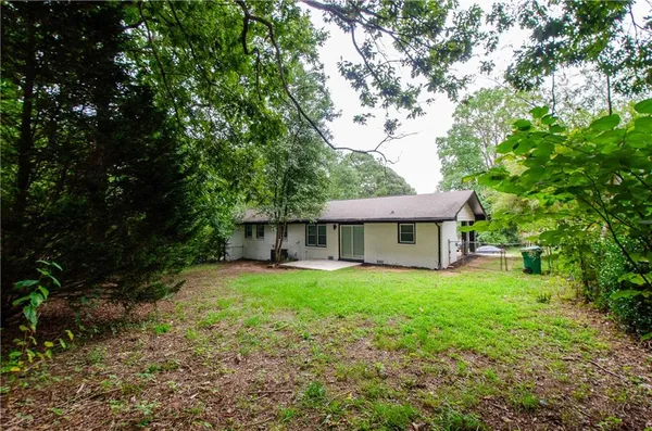 $2,150 | 3833 Wedgefield Circle, Decatur, GA 30035