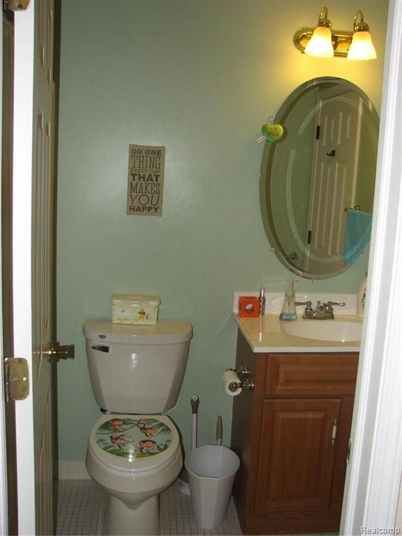 823 Hadley Road Rochester Hills, MI 48307 - Photo 28 of 53