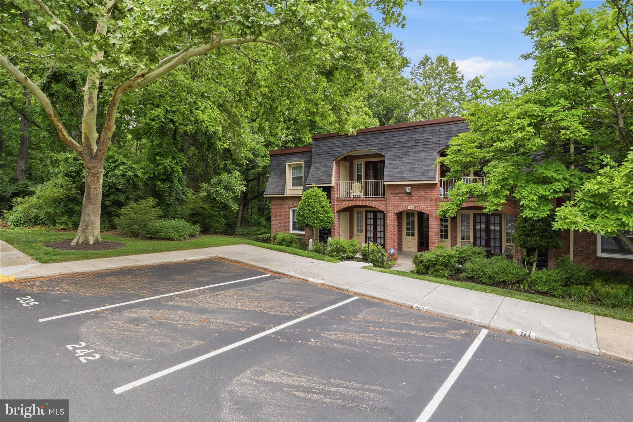 8114 G Colony Point Road, Unit 241 Springfield, VA 22152 - Photo 6 of 29