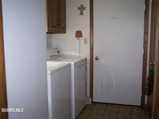 8504 Vanbuskirk Road Mount Carroll, IL 61053 - Photo 5 of 9 a utility room with a sink
