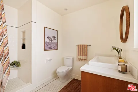 $1,549,000 | 2112 Duane Street, Los Angeles, CA 90039