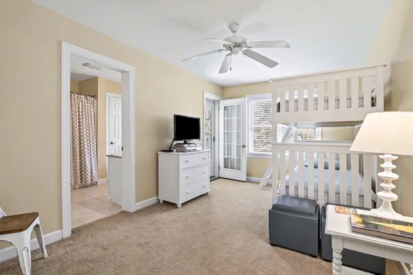$695,900 | 115 East Mechanic Street, New Buffalo, MI 49117
