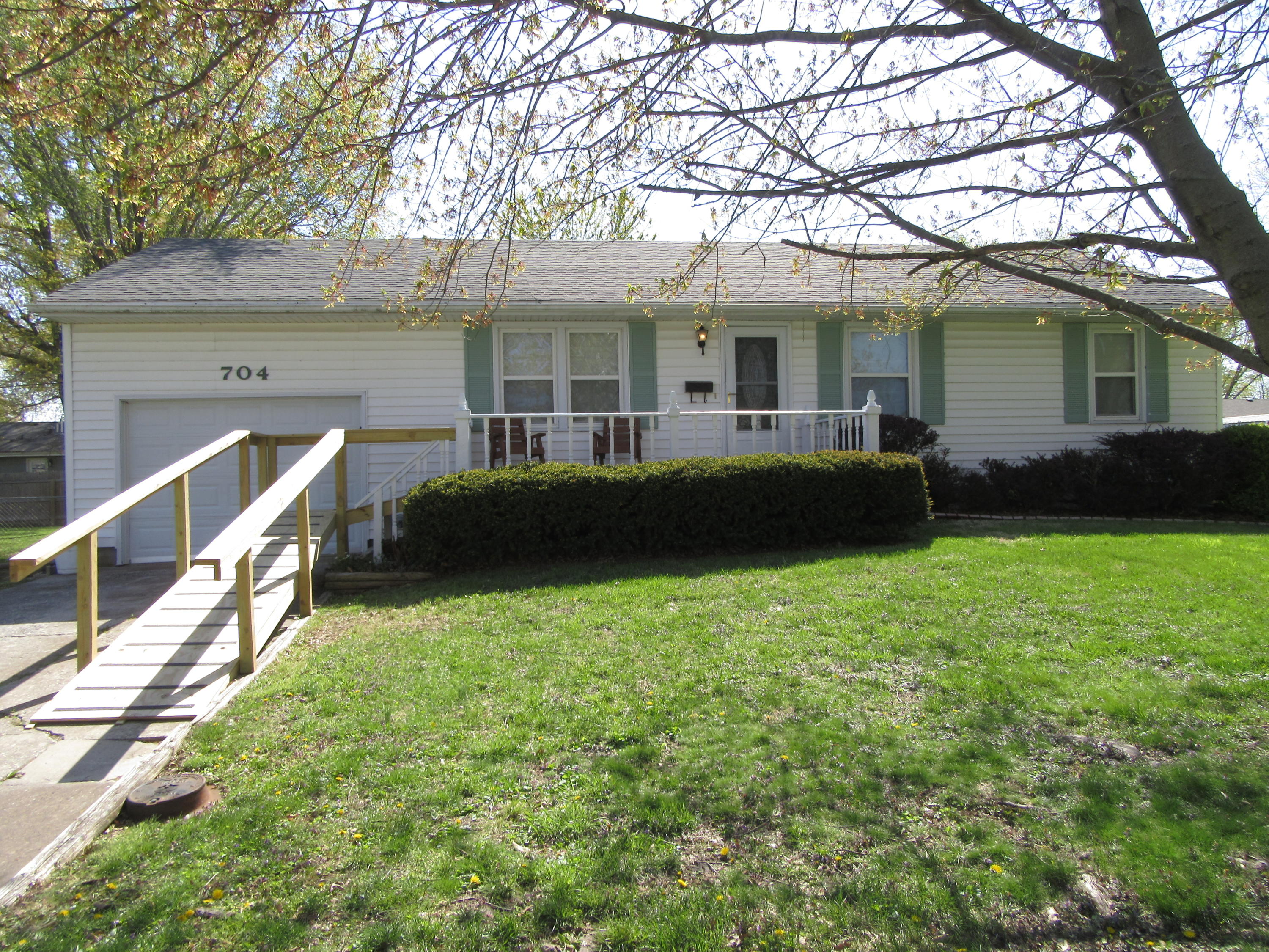 704 Ringo Street Mexico, MO 65265 - Photo 1 of 1