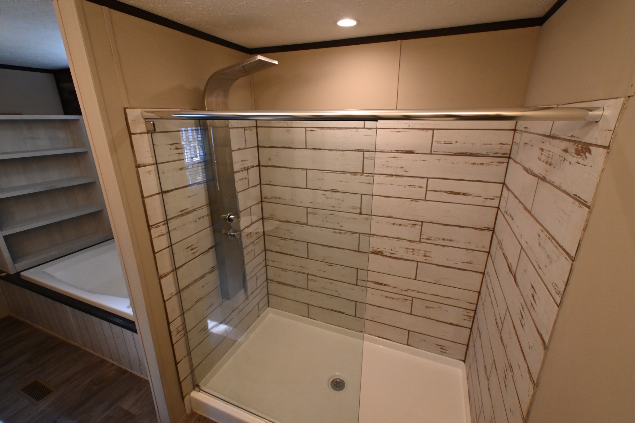 25 Marble Lane Linden, TN 37096 - Photo 27 of 49 a bathroom with a shower