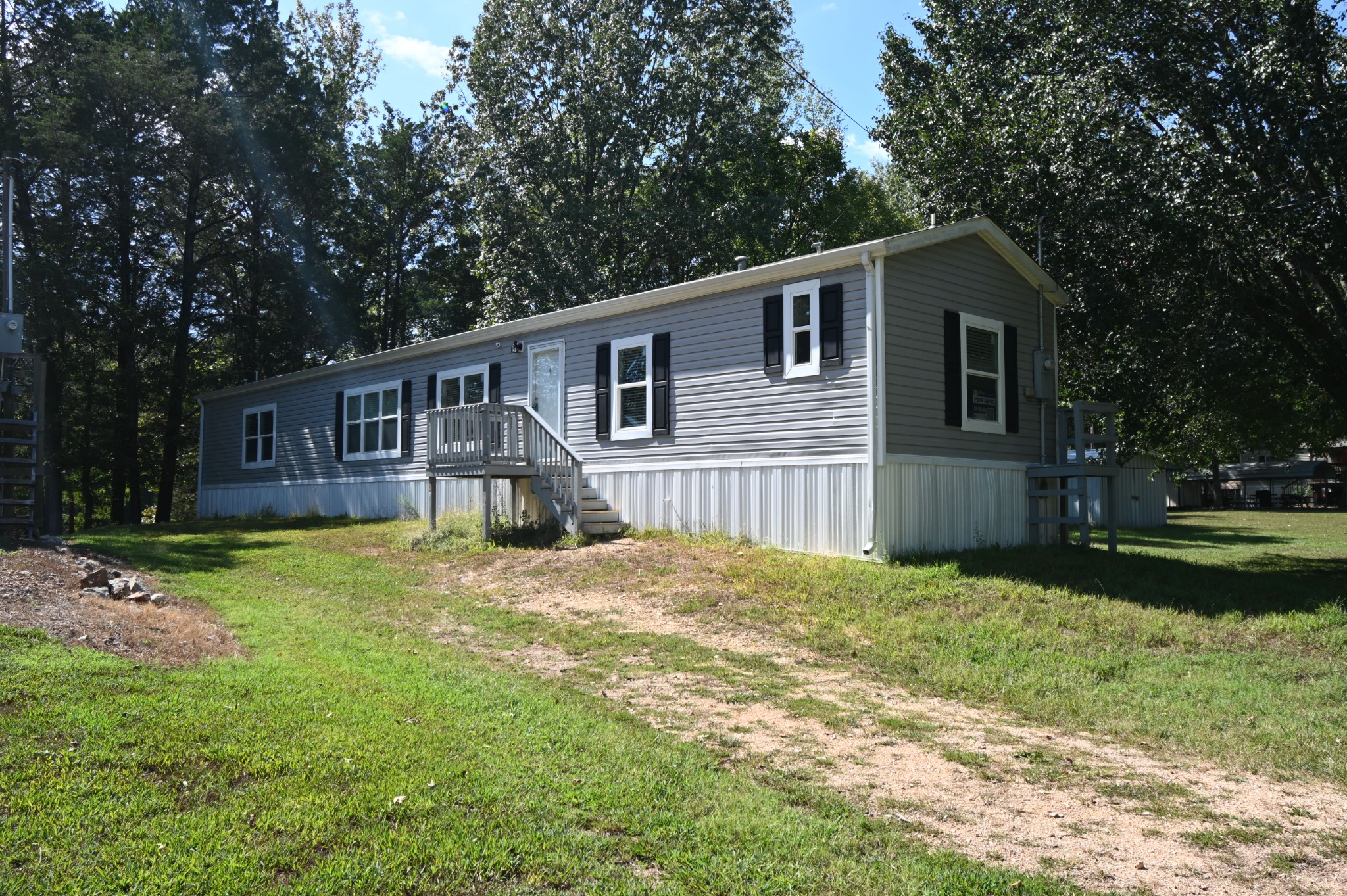 25 Marble Lane Linden, TN 37096 - Photo 5 of 49 a front view of house with yard and green space