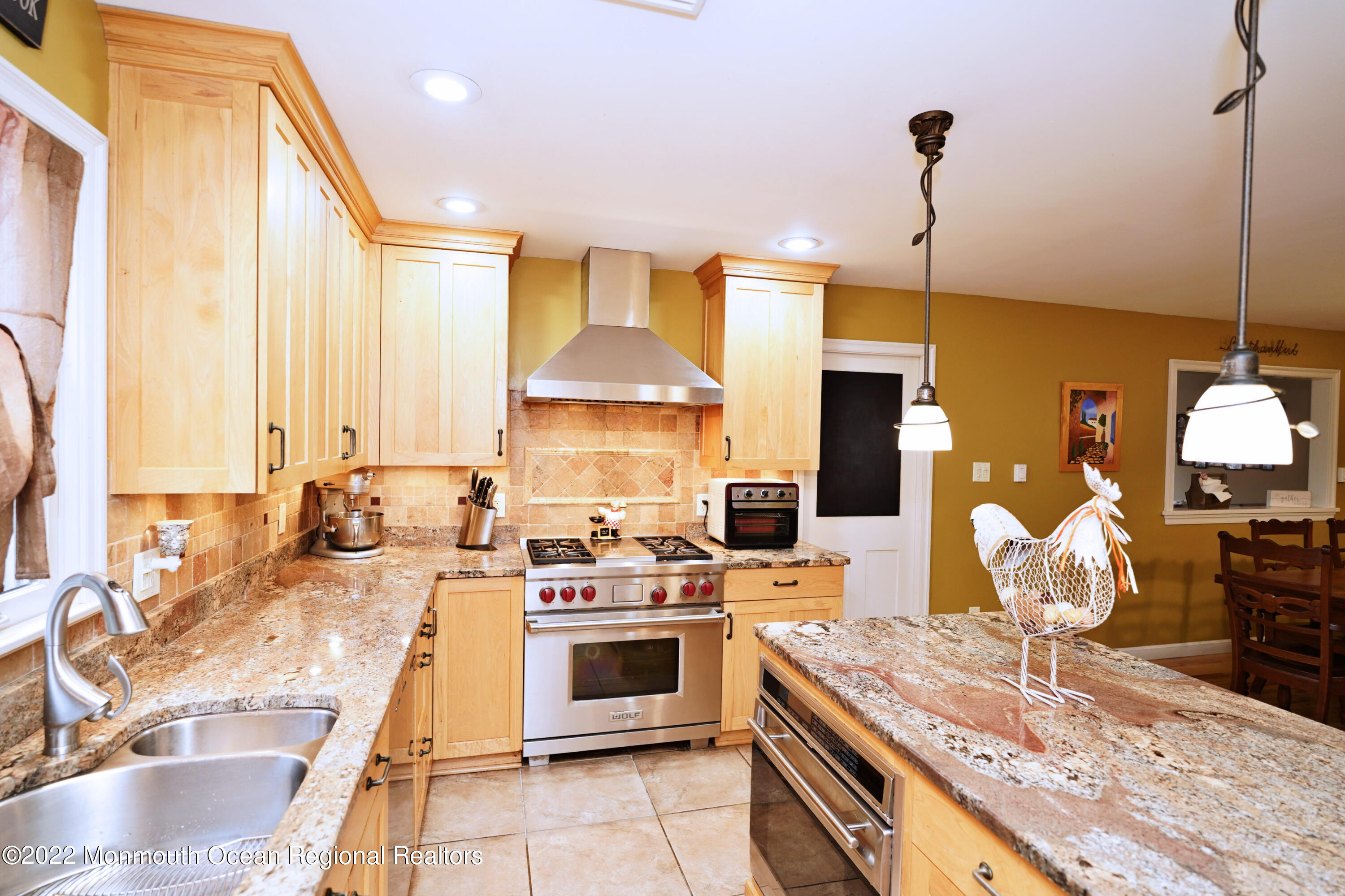 339 East Millstream Road Cream Ridge, NJ 08514 - Photo 23 of 55 18-Kitchen-339-E-Millstream-Rd