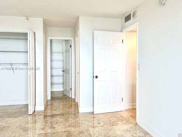 Mid Beach Miami Beach, FL 33140 - Photo 18 of 56