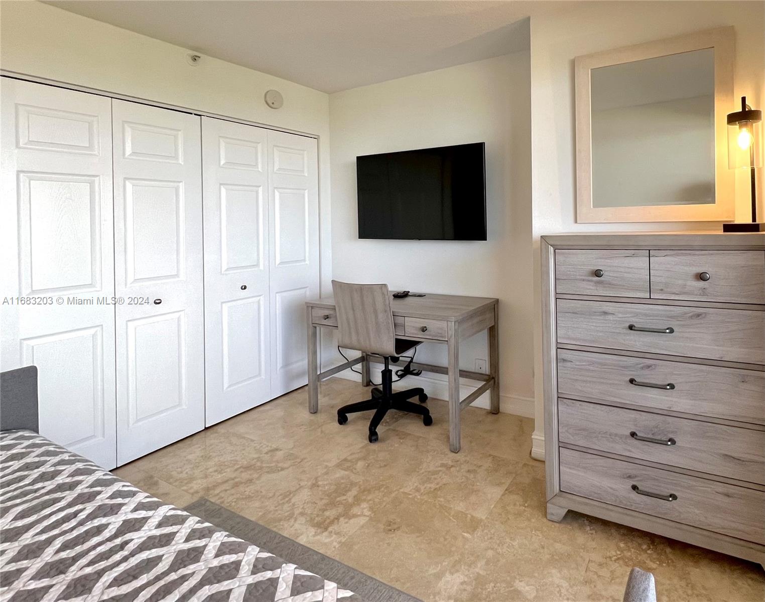 Mid Beach Miami Beach, FL 33140 - Photo 30 of 56