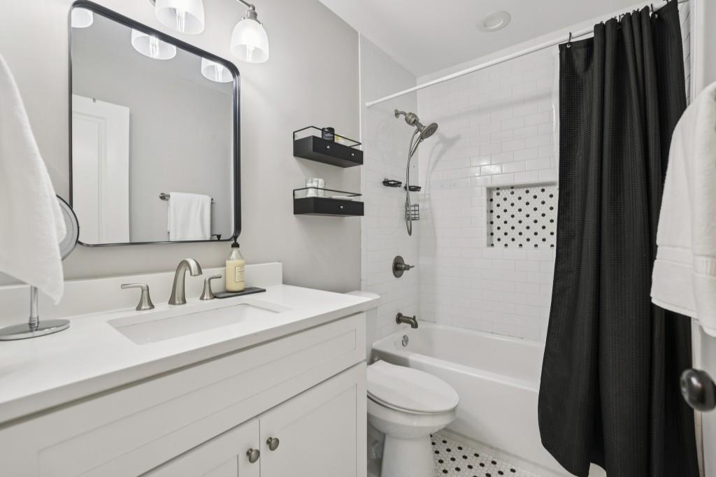 1702 Valencia Road Decatur, GA 30032 - Photo 23 of 29