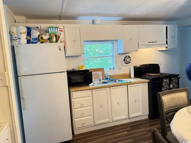 $1,200 | 101 Dubbs Avenue, West Columbia, SC 29169