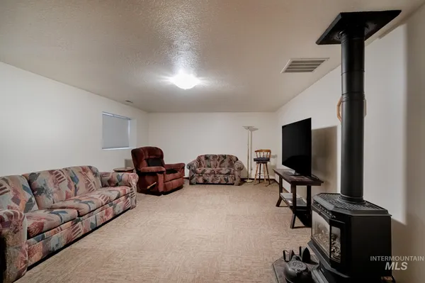 $598,900 | 525 Donna Drive, Nampa, ID 83686