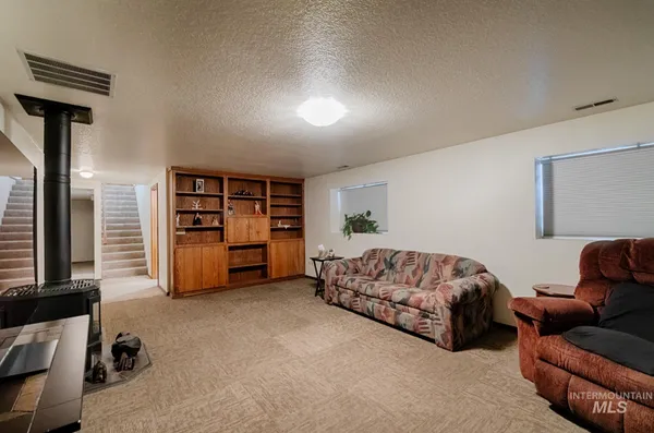 $598,900 | 525 Donna Drive, Nampa, ID 83686