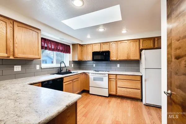 $598,900 | 525 Donna Drive, Nampa, ID 83686