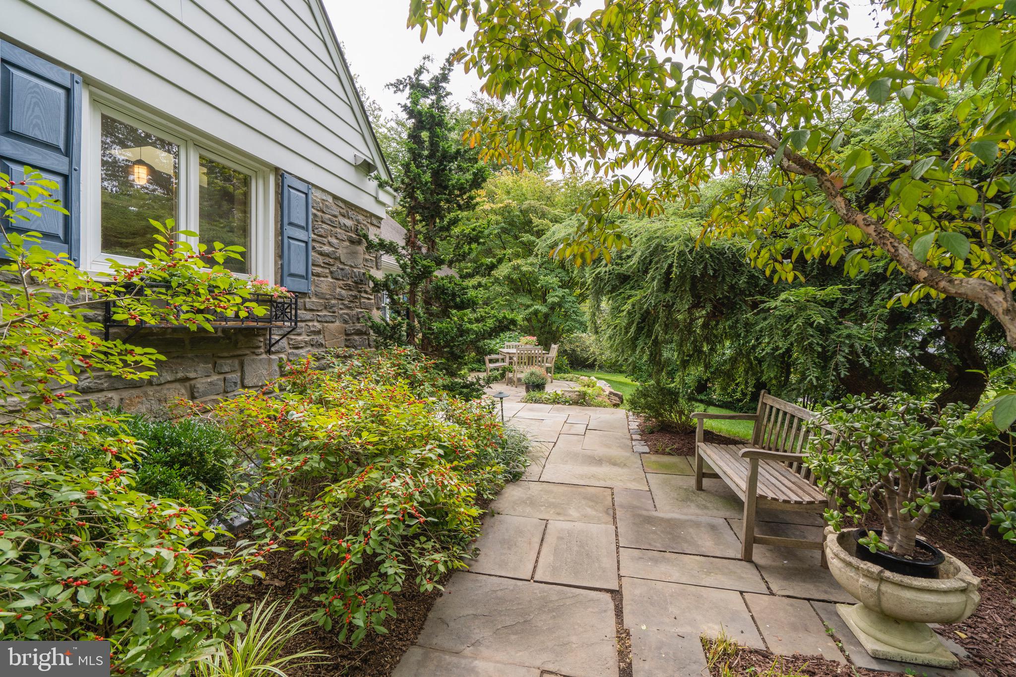 651 Knox Road Wayne, PA 19087 - Photo 40 of 59 Welcoming pathway