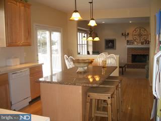 74 Brooks Road Moorestown, NJ 08057 - Photo 3 of 6 Gallery Image 3